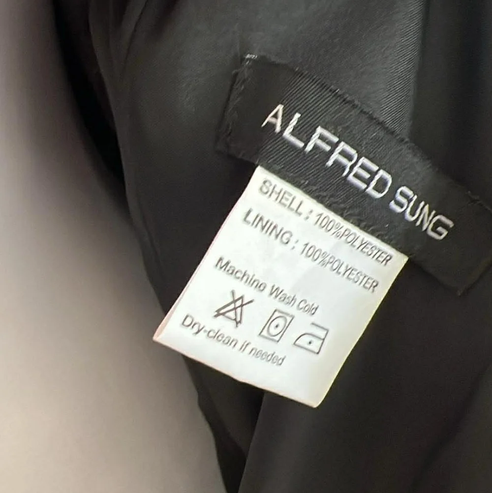 ALFRED SUNG Elegant Black Maxi Dress with Fur Details - Picture 6 of 9